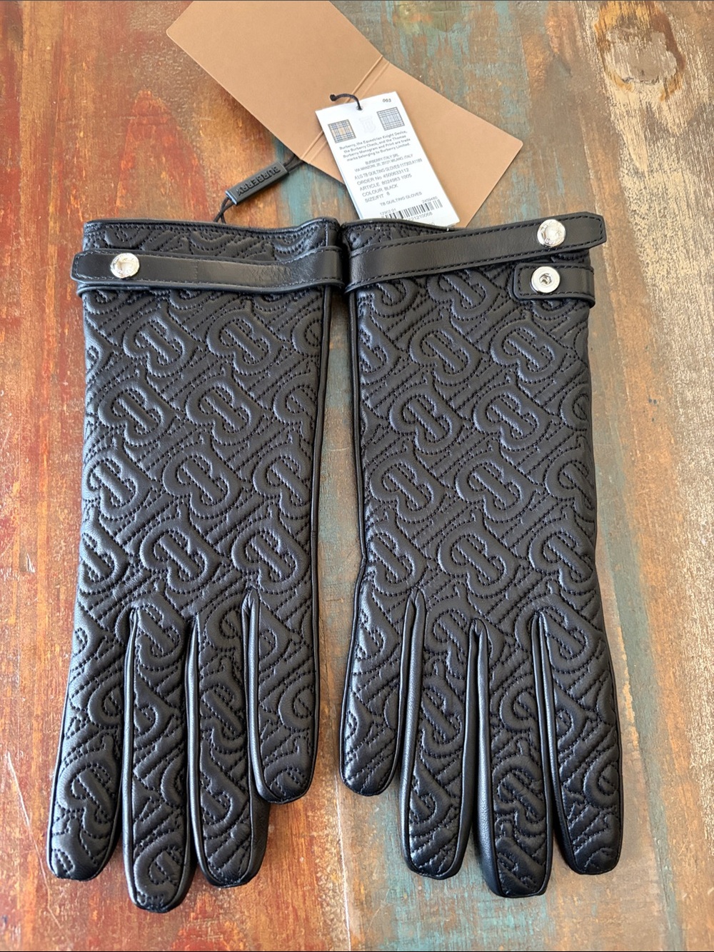 NWT Burberry Black Quilted TB Monogram Leather Gloves with Snap Cuff size 8
